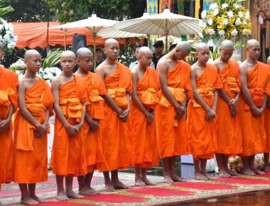 Ταϊλάνδη: Βουδιστές μοναχοί χειροτονήθηκαν τα παιδιά που διασώθηκαν από το σπήλαιο (βίντεο)